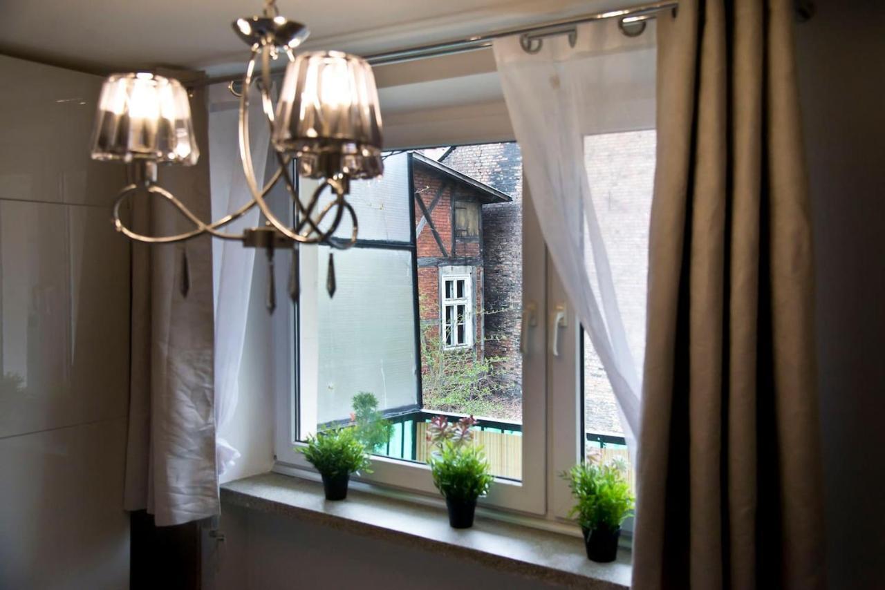 Stay Hip In Vibrant Centrally Located Apartment In Old Town Gdansk Exterior photo